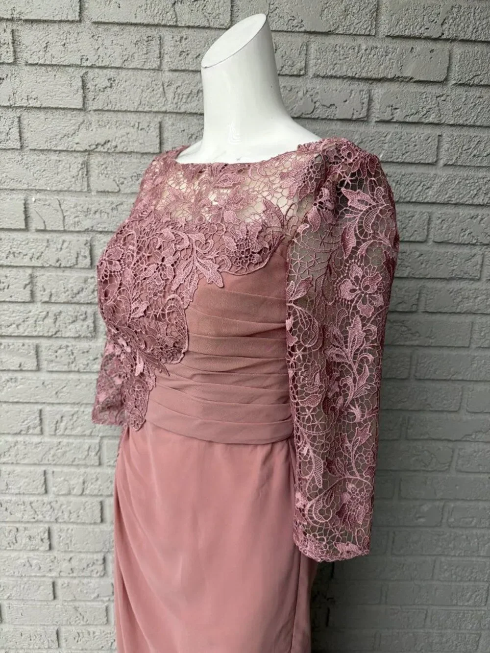 AW Bridal Zephyr Women Mauve Mist Lace Chiffon Mother of the Bridal Dress Size 8